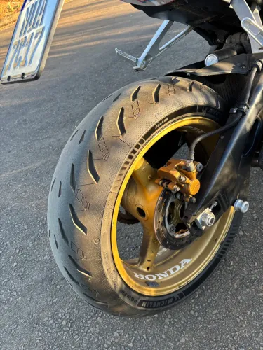VENDO OU TROCO CBr1000