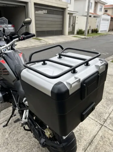 Suporte báu Rack Tubular Kemimoto universal e BMW GS