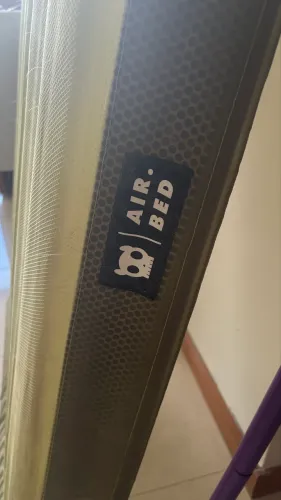 Cama Pet Elevada Zee Dog Air Bed Verde