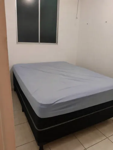 Vendo cama de casal box