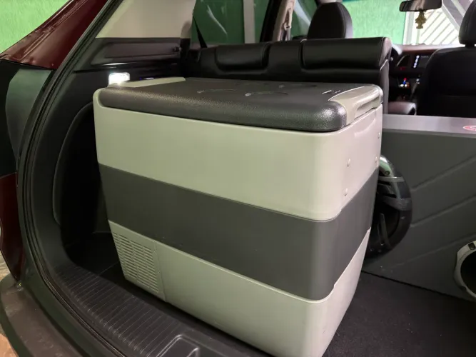 Geladeira automotiva Elber 51 litros