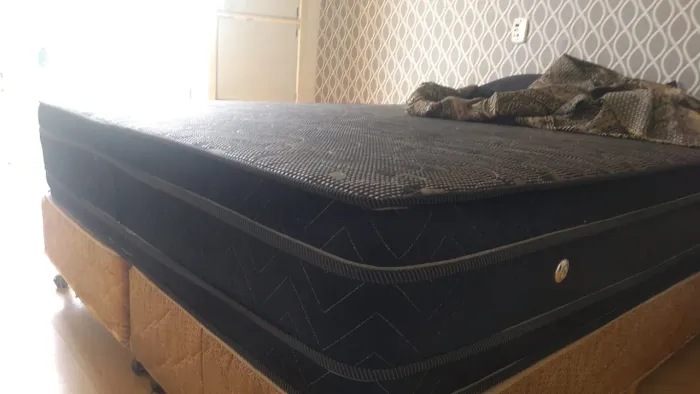 Vendo colchão magnético com massagem 