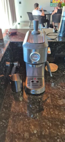 Cafeteira Oster Compacta Perfect Brew