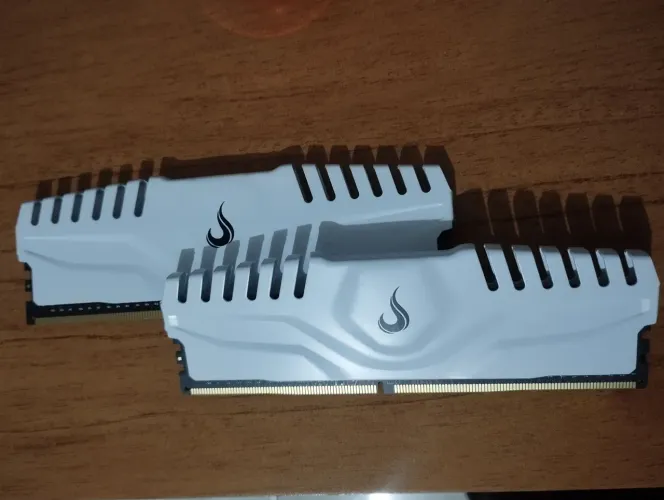 Memória RAM ddr4 16GB 3200MHz