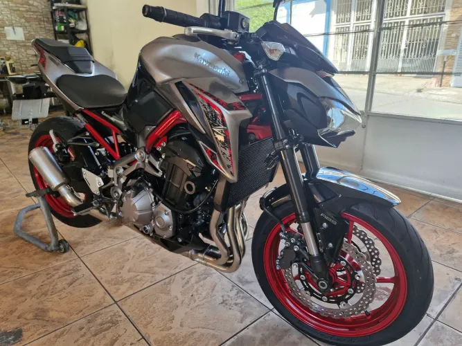 Z900 ano 2019 sem detalhes pegar e ser feliz 
