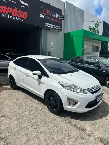 Ford Fiesta Sedan SE 1.6 16V Flex 4P 2013