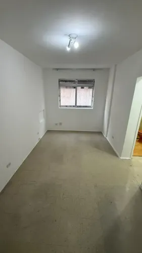 Imóvel para aluguel com 45 metros quadrados com 1 quarto em Gonzaga - Santos - SP