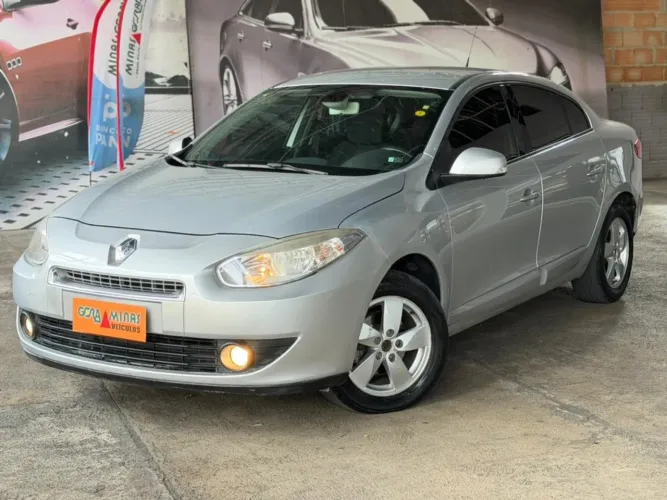 Renault Fluence Sed. Dynamique 2.0 16V Flex Mec. 2013