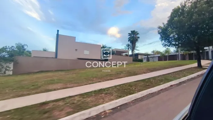 TERRENO - VENDA - Condomínio Residencial Florais dos Lagos - Cuiabá/MT