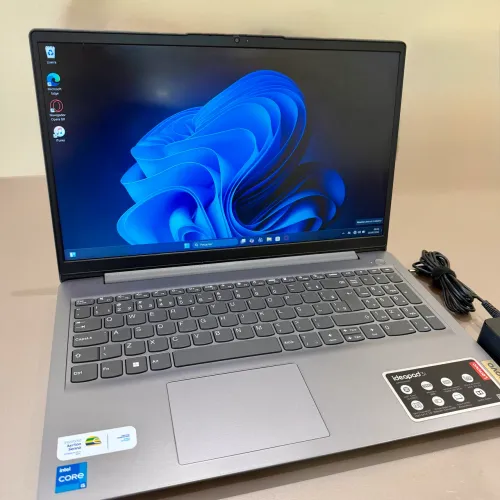 Notebook Lenovo i5 de 11 geração 