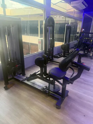Vendo máquina adutora da marca pro Phisical