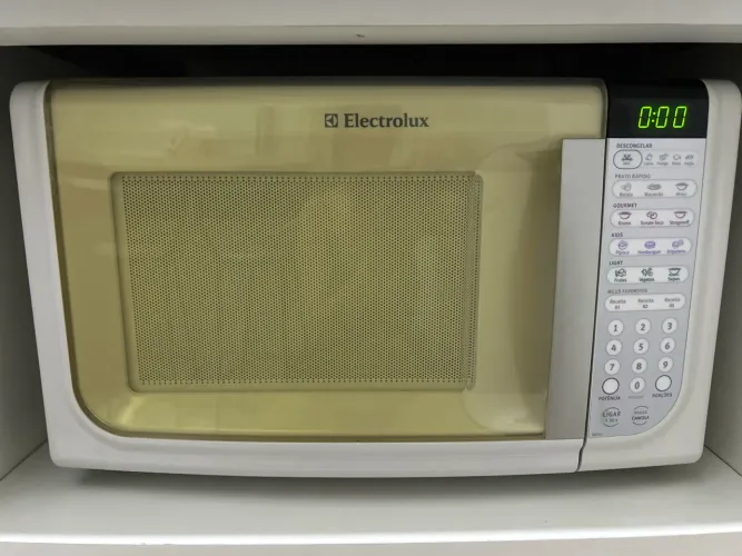 Forno Microondas 31 litros Eletrolux