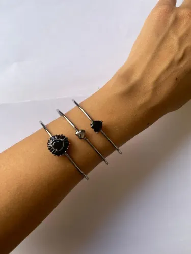 Semijoia- Conjunto de braceletes em ródio preto