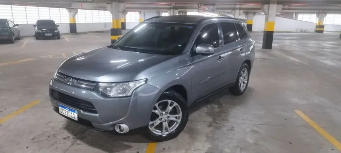 Mitsubishi Outlander 2.0 16V 160cv Aut. 2014