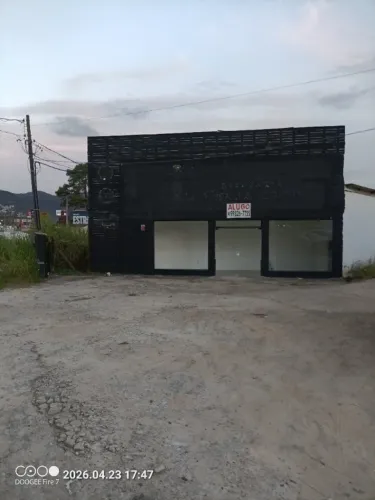 Loja Comercial, 55m2, Excelente Localizacao e Visibilidade para seu Negocio