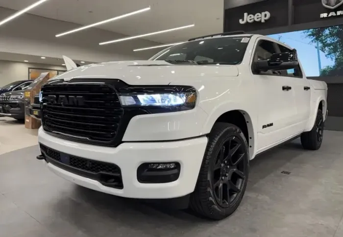 Ram 1500 Laram. Night ED. Bi-TB 3.0 4X4 Aut. 2026