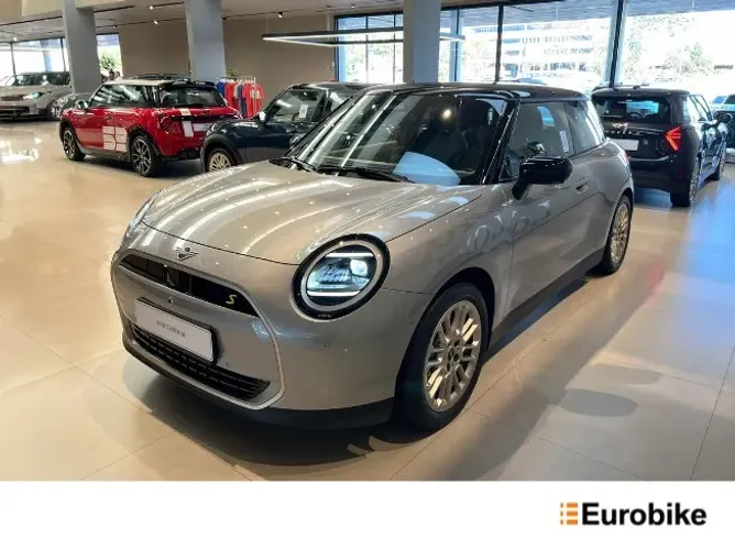 Mini Cooper SE 3P (elétrico) 2026