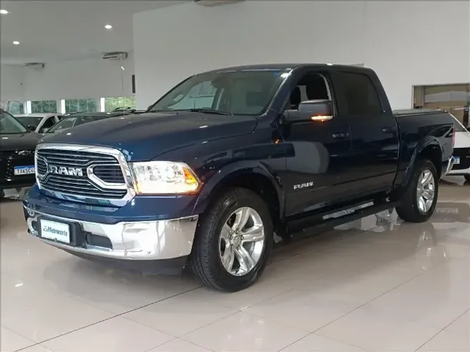 Ram Classic Laramie 5.7 V8 16V Gasolina 4X4 Aut. 2023