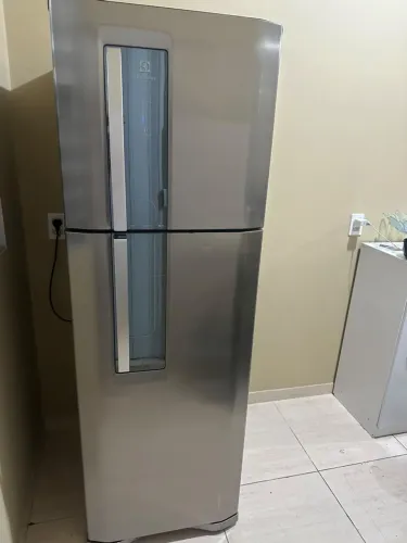 Geladeira Electrolux 110v
