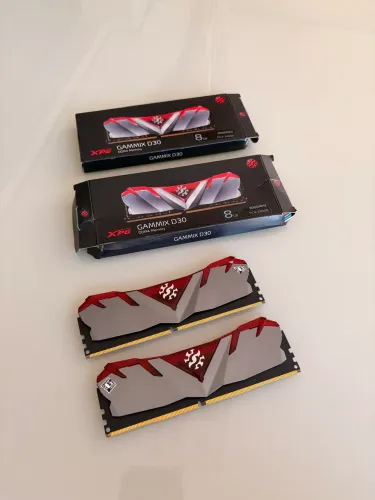 Memória RAM 16gb (2x8) 3000mhz XPG GAMMIX D30