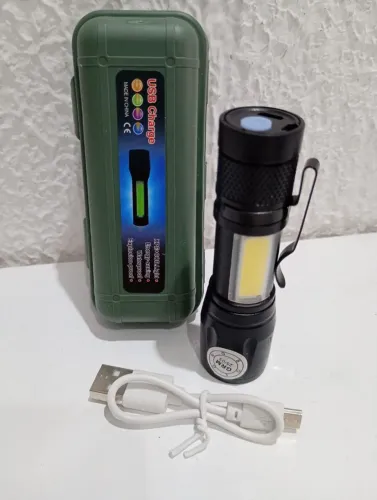 Lanterna led recarregável