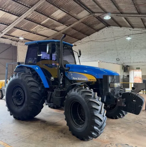 TRATOR NEW HOLLAND 