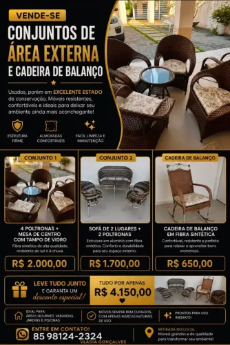 Conjunto de massas e cadeiras.