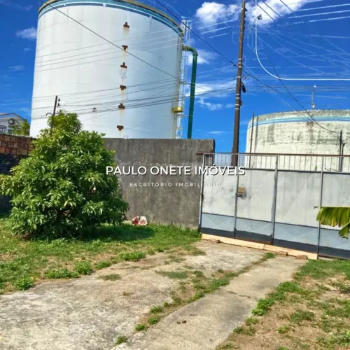 VENDE-SE - TERRENO COM 320m² COM 2 KITINETS - CIDADE DE DEUS/ALFREDO NASCIMENTO