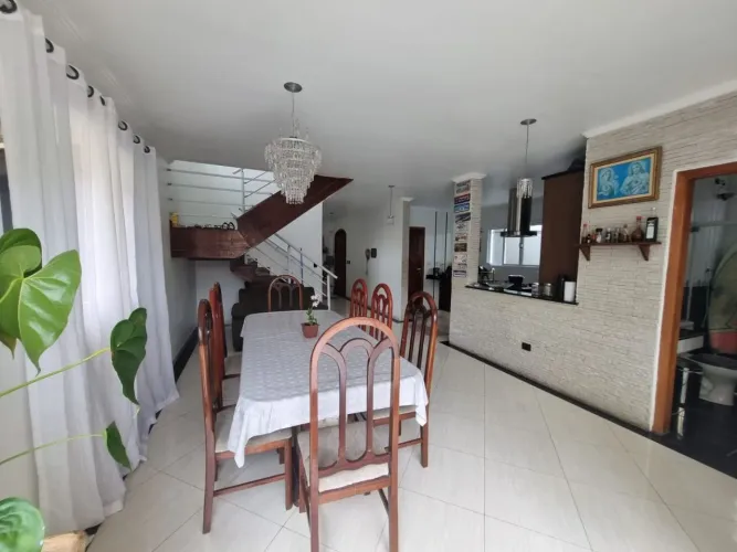 Casa com 3 dormitórios, 200 m² - venda por R$ 2.500.000,00 ou aluguel por R$ 11.400,00/mês