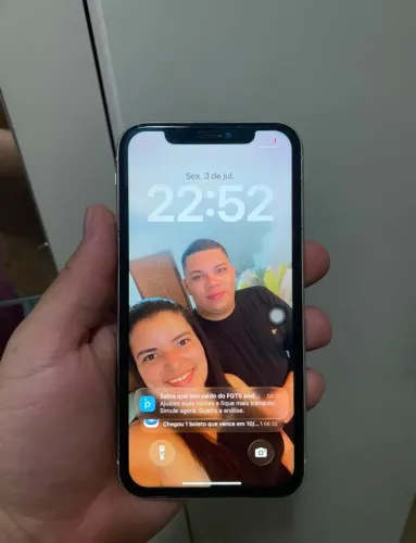 Vendo iPhone 11 64 gb único dono 