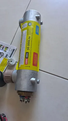 Vendo aquecedor de piscina 30 mil litros nunca foi usado