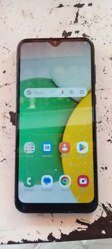 Vende um aparelho celular 