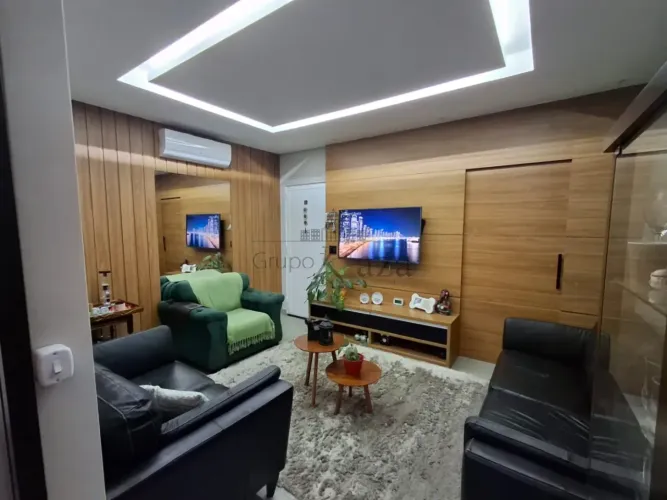 Oportunidade - Casa em Condomínio - Condomínio Terra Nova - Eugênio de Melo - 2 Dormitório