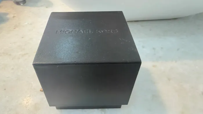 Caixa de relógio MK