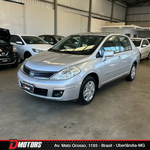 Nissan Tiida Sedan 1.8 16V Flex Fuel 4P 2011