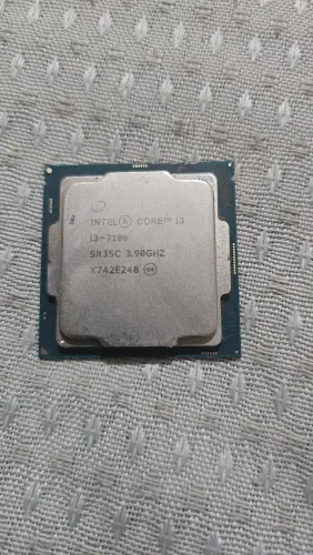 Intel i3 7100
