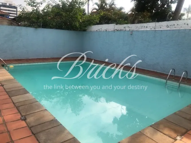 CASA À VENDA E/OU PARA LOCAÇÃO 550m² AT PISCINA BROOKLIN