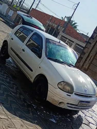 Renault Clio SED RT/ Privilège/ Botic 1.6 16V 4P 2001