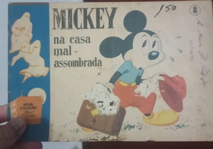 Mickey na casa mal assombrada