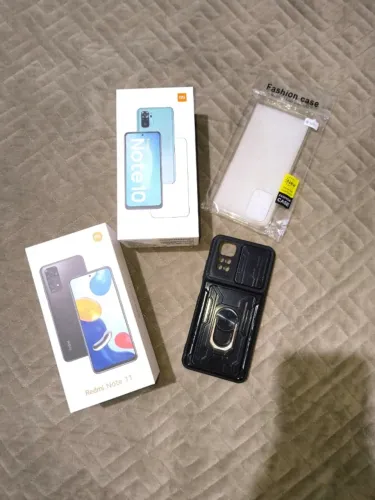 Caixa de celular completa vazia xiaomi redmi note 10 e 11 com capinhas de brinde