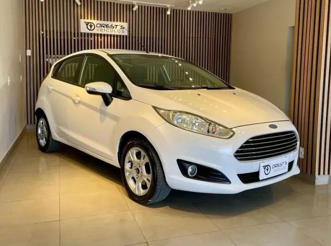 Ford Fiesta SE 1.6 Powershift Aut. 2014