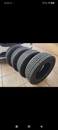 Vendo 4 pneus Goodyear - novissimos