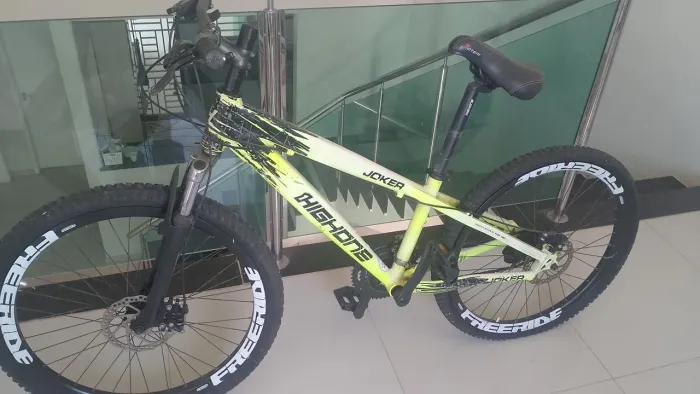 BICICLETA HIGH ONE JOKER - SEMINOVA - R$ 900