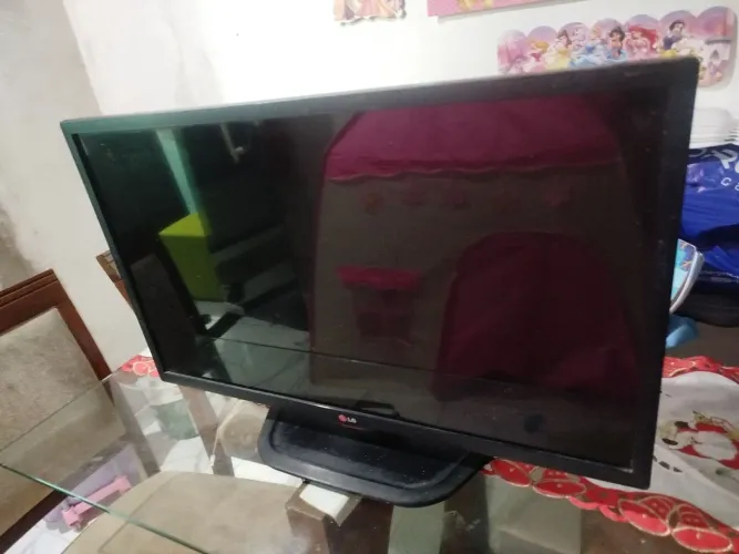 Vendo essa TV com defeito na TELA
