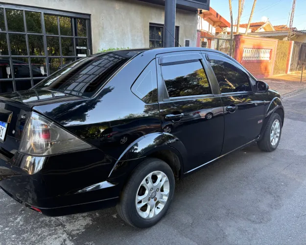 Ford Fiesta Sed. 1.6 8V Flex 4P 2011