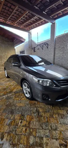 Toyota Corolla GLI 1.8 Flex 16V Mec. 2013
