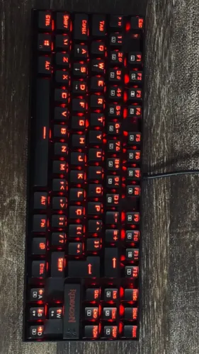 Teclado Mecânico Redragon Kumara K552 (LED Vermelho)