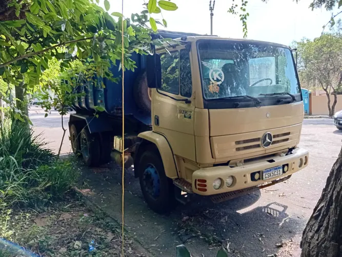 MBB 2423 Basculante 6x4