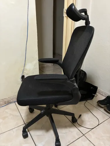 Cadeira de escritório giratória