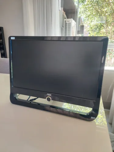 MONITOR AOC 18"